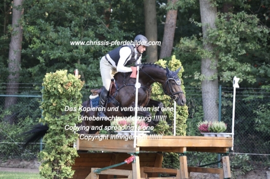 Preview ronny voigt mit tansania IMG_0058.jpg
